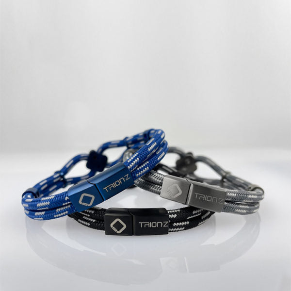 The Icon Loop Magnetic Negative Ion Therapy Wristband